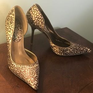 Meet your Posher, Linda